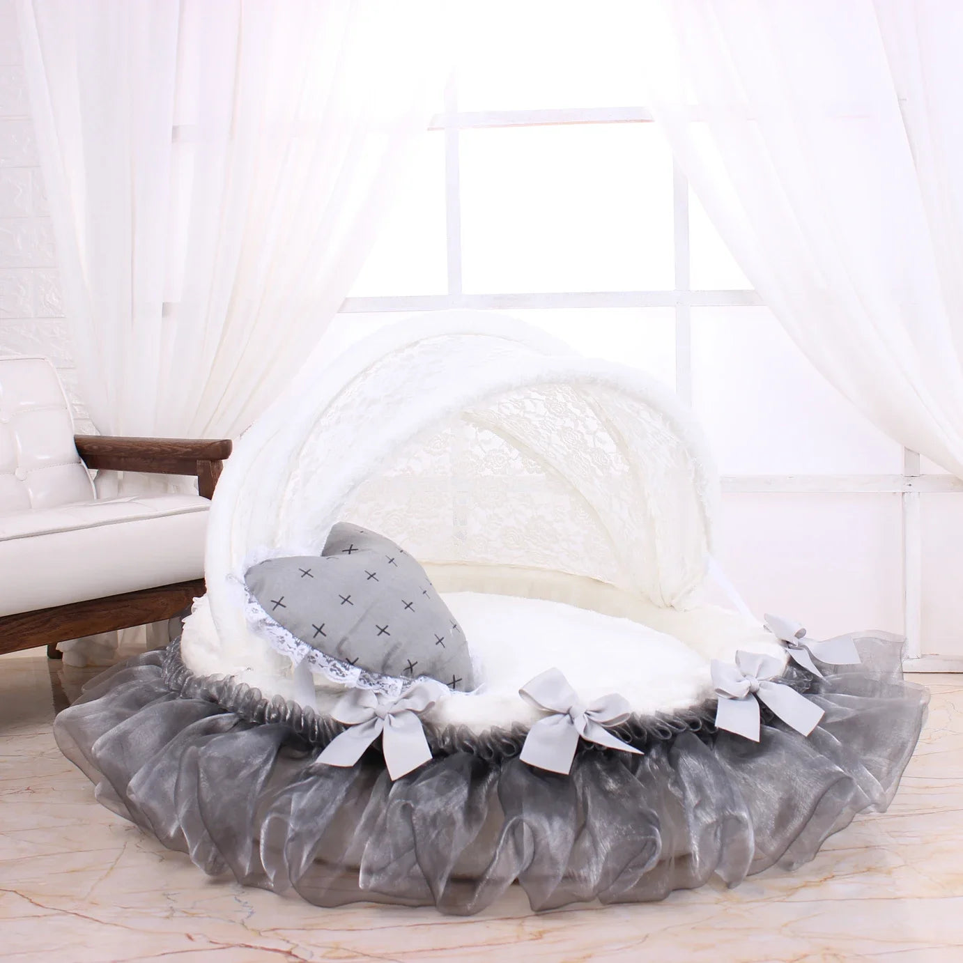 Comfortable Pet Sofa Cradle Dog Bed Overall Washable Luxury Kennel Dog Round Bed